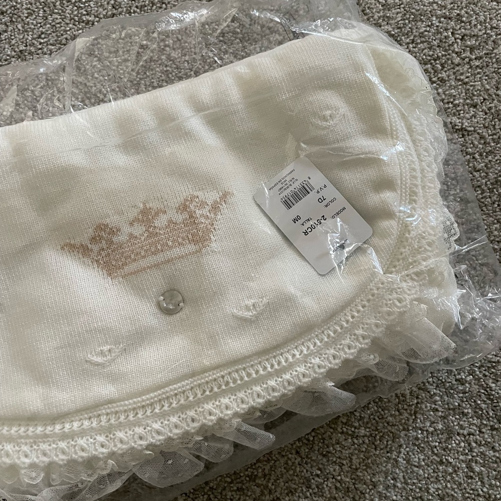 ARTESANÍA GRANLEI knit blanket NWT